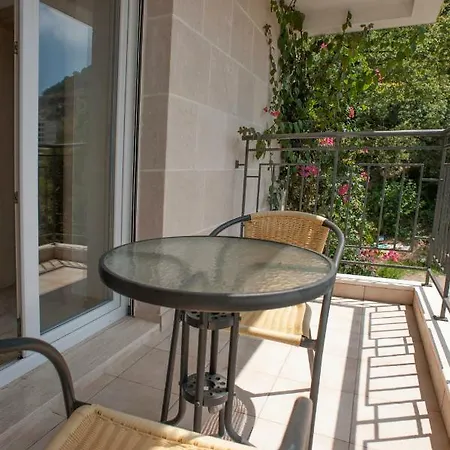 Apartments Villa Simonovic Petrovazzo Esterno foto