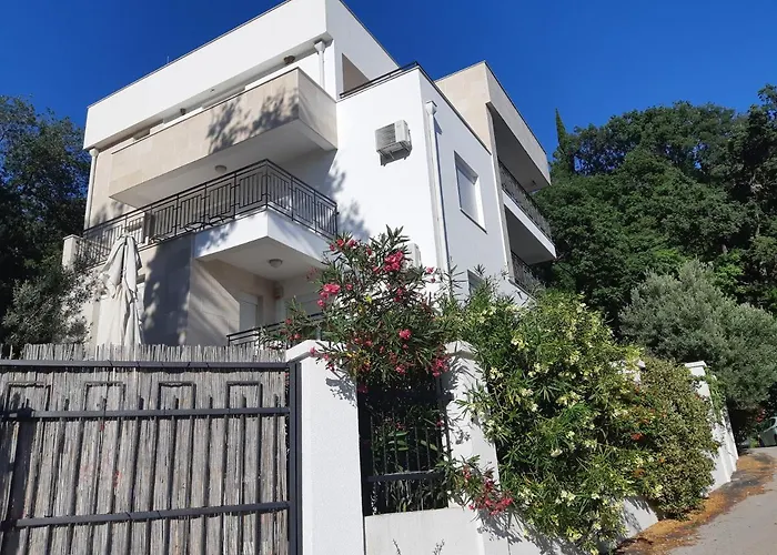 Apartments Villa Simonovic