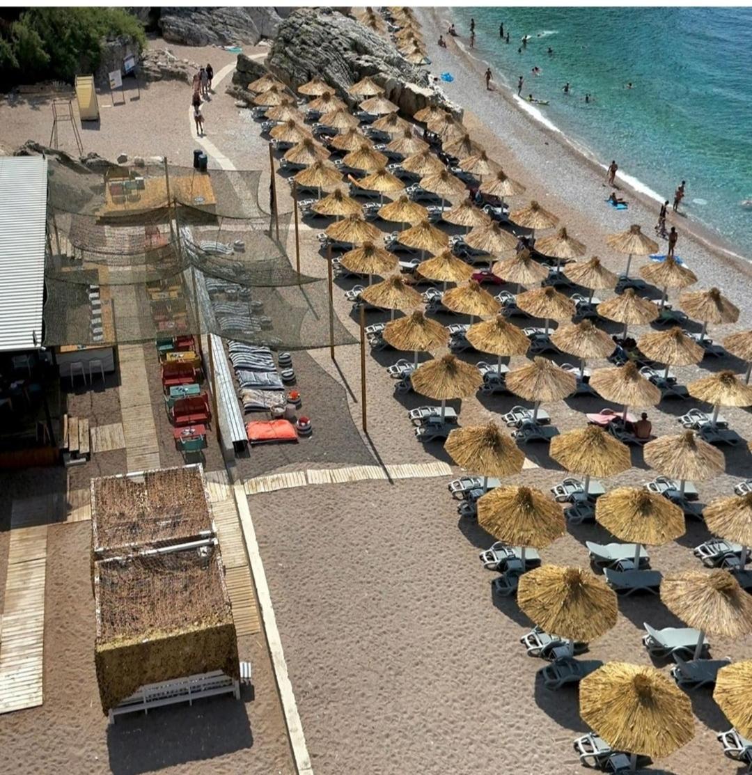 Simonovic * Petrovac na moru